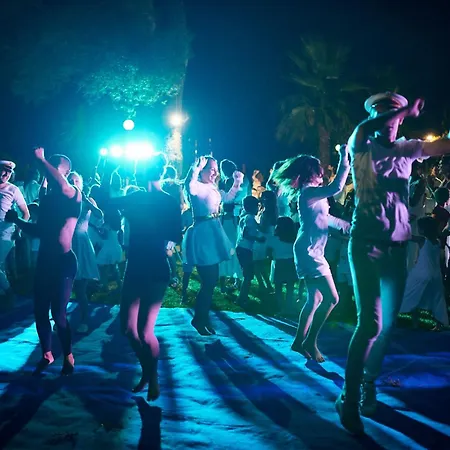 Club Le Plein Sud Bleues Hyères