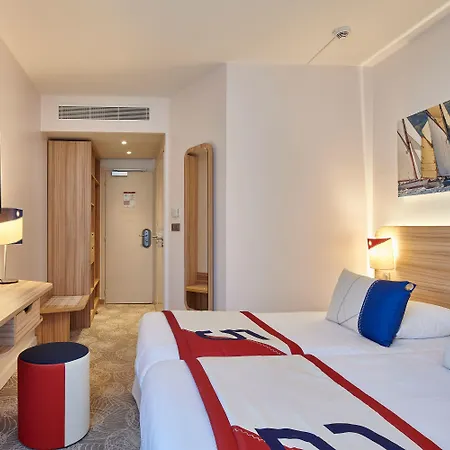 クラブ ル プラン シュッド バカンス ブリュ イエール