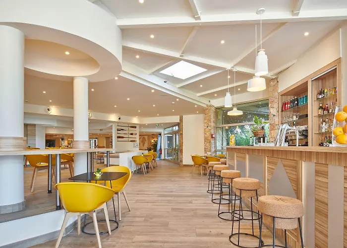 Club Le Plein Sud Bleues Готель