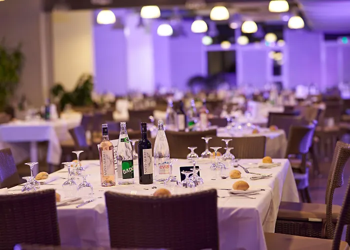 Club Le Plein Sud Bleues Hotel 3*