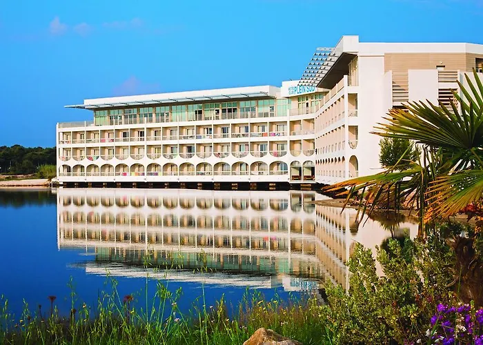 Club Le Plein Sud Bleues 3* Hyères