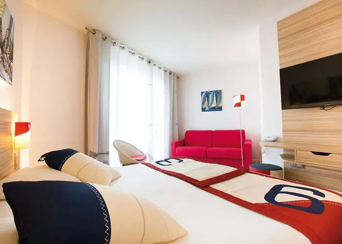 Club Le Plein Sud Bleues 3* Hyères