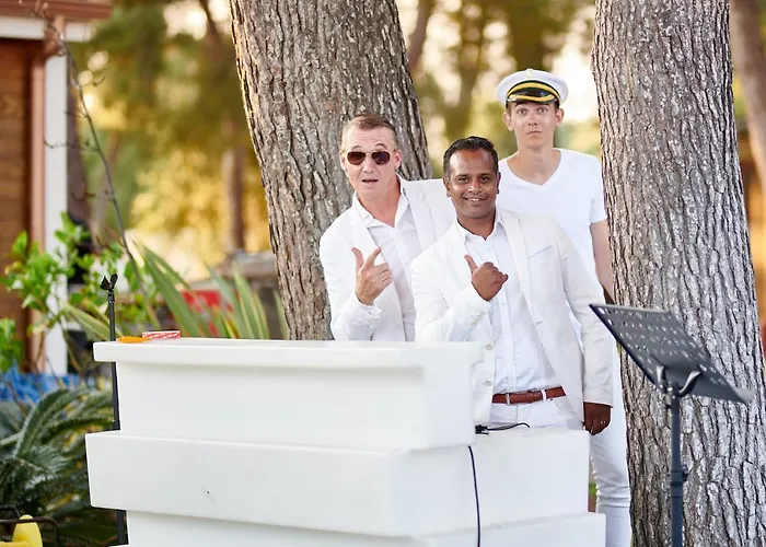 Hotel Club Le Plein Sud Bleues