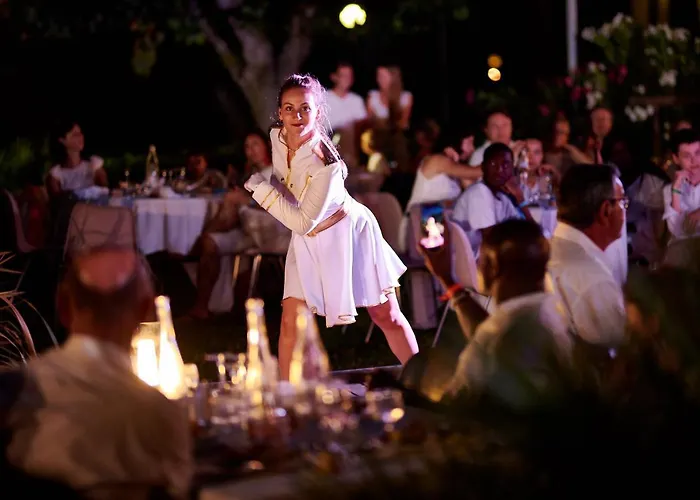 Готель Club Le Plein Sud Bleues 3*