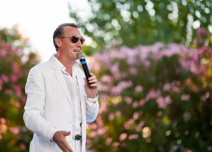 Club Le Plein Sud Bleues 3* Hyères